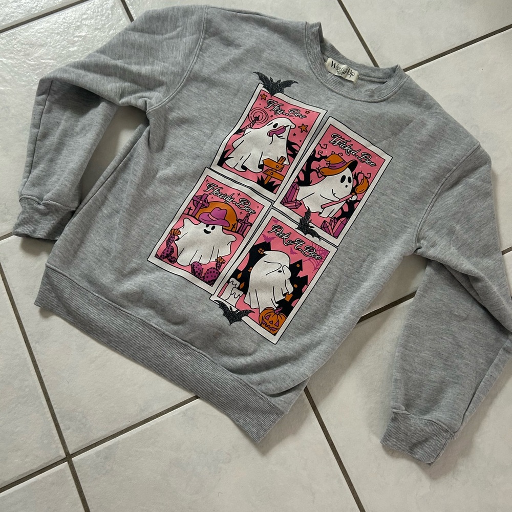 Wound Up Gray Ghost Graphic Women’s Sweatshirt